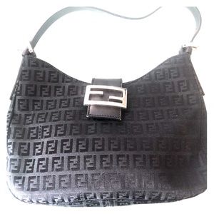 Classic Fendi shoulder bag